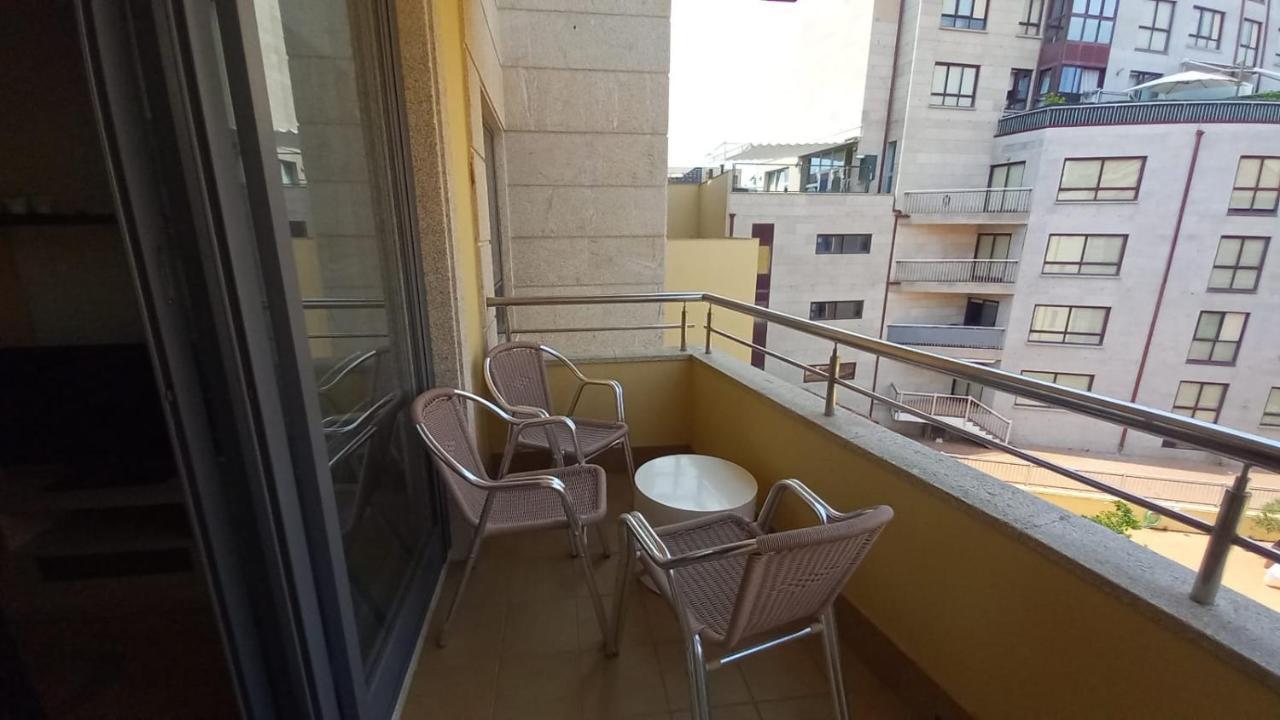 Apartamento En Urbanizacion Con Piscina En Playa De Silgar Sanxenxo Exterior photo